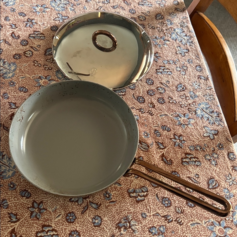 Great Jones Cookware 8.5" Fry Pans Stainless Steel Ceramic Nonstick w/ Lid